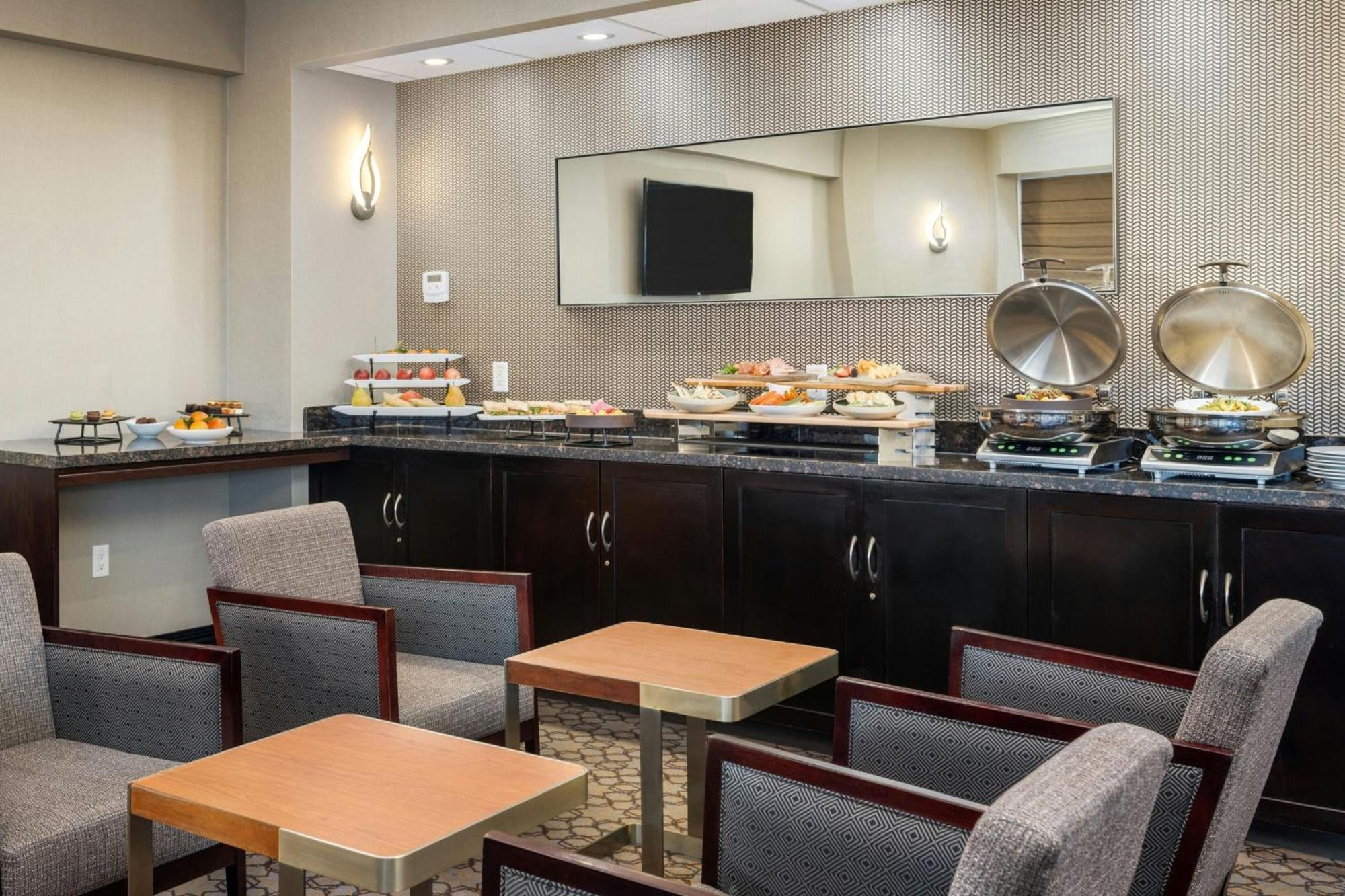 Sheraton Vancouver Guildford Hotel Surrey Ngoại thất bức ảnh